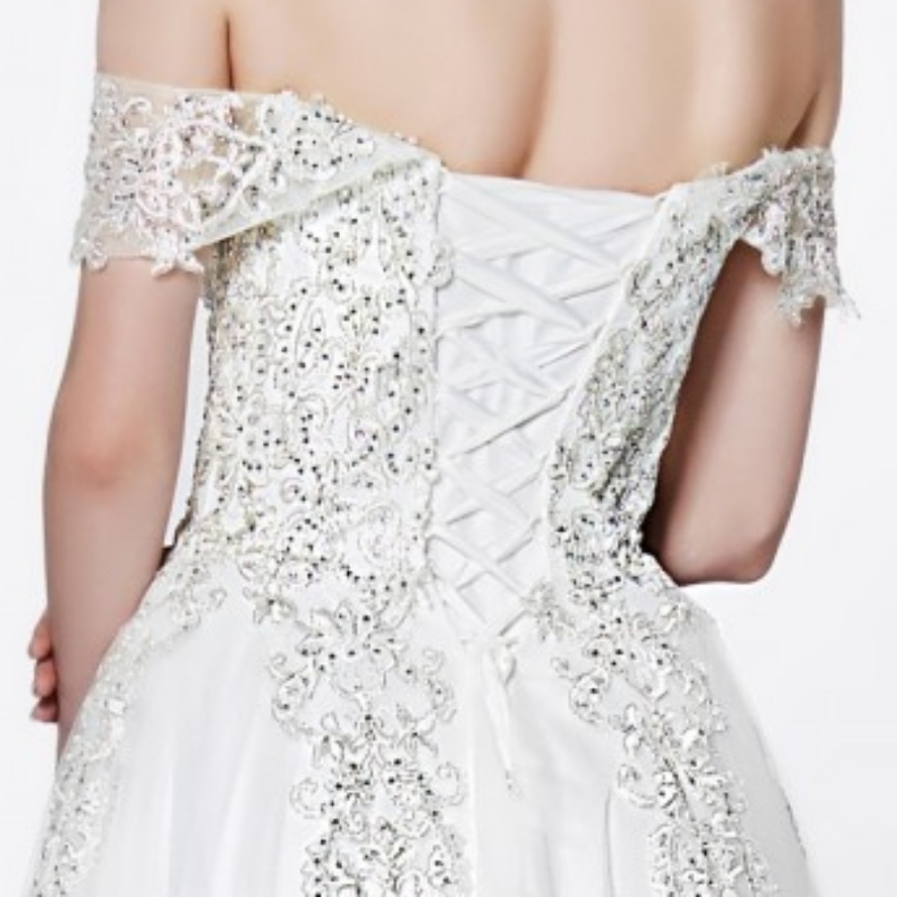 New wedding gown, evening bridal dress - Picture 3 of 7